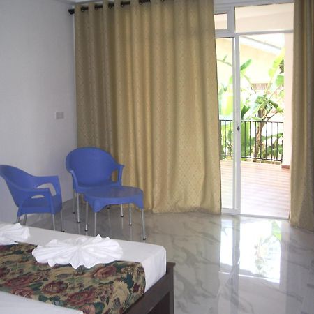 Hotel "Diana" Hikkaduwa Habitación foto